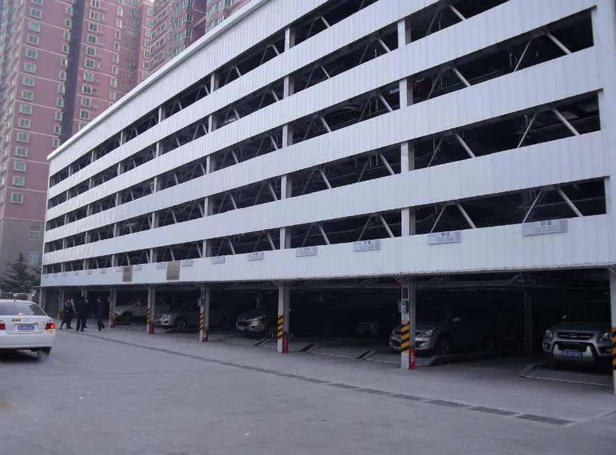 重慶成都城市要充分發揮好立體停車設備的作用