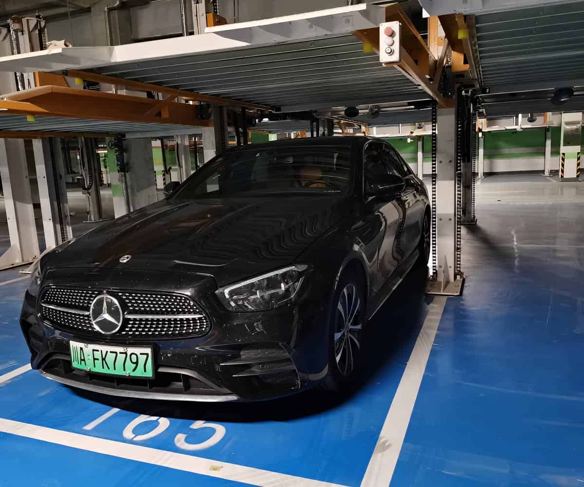 立體車庫租賃：垂直升降機械式停車設(shè)備造價解析