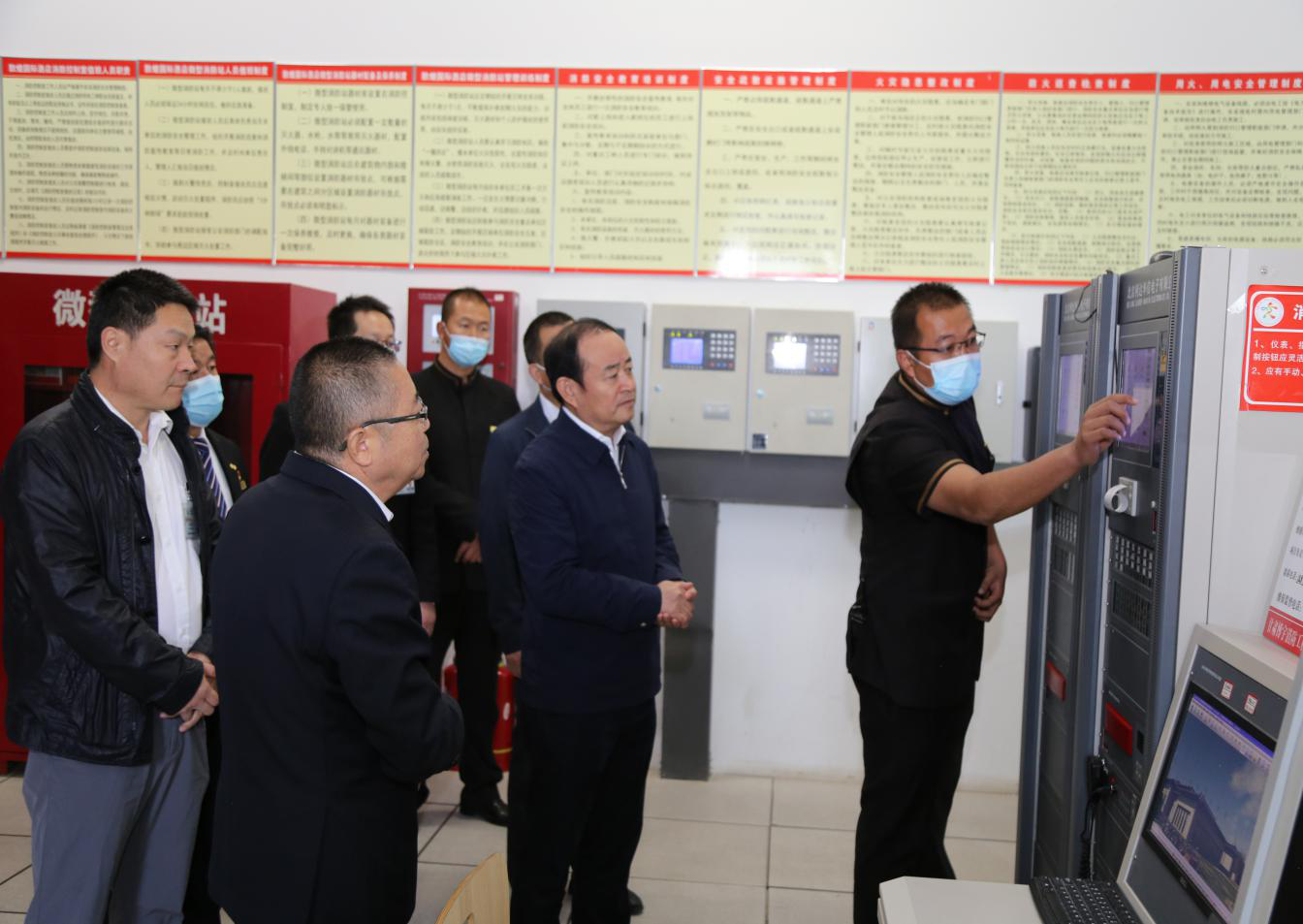 石培文在敦煌國際酒店調研指導安全生產和“一會一節”服務保障籌備工作